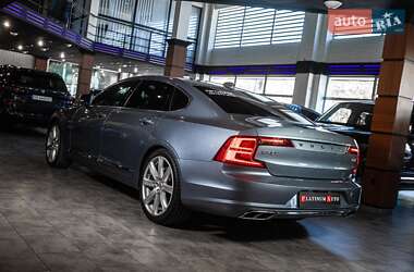 Седан Volvo S90 2017 в 