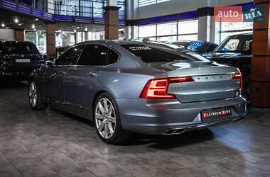 Седан Volvo S90 2017 в 