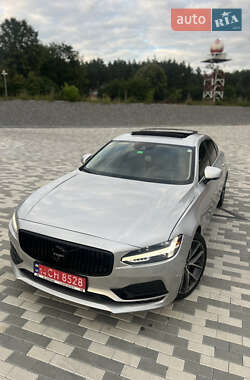 Седан Volvo S90 2018 в Львове