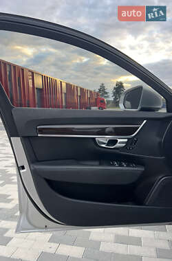 Седан Volvo S90 2018 в 