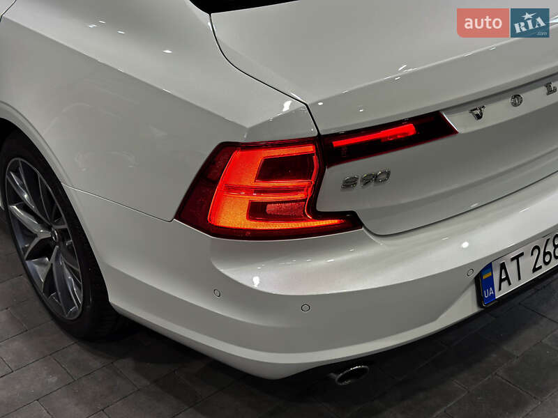 Седан Volvo S90 2017 в Коломые