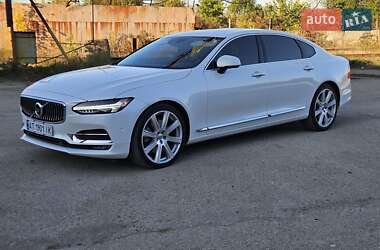 Седан Volvo S90 2017 в 