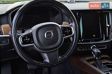 Седан Volvo S90 2017 в 