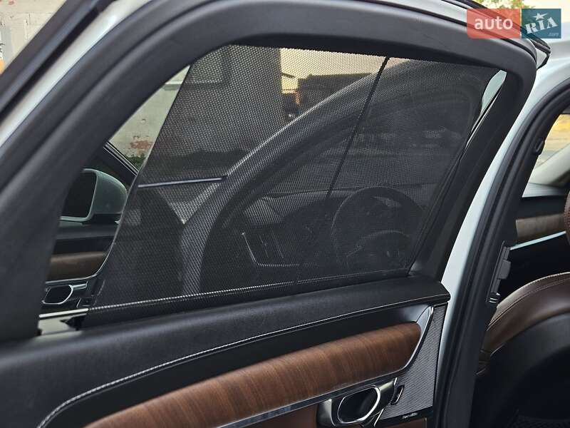 Седан Volvo S90 2017 в Ивано-Франковске