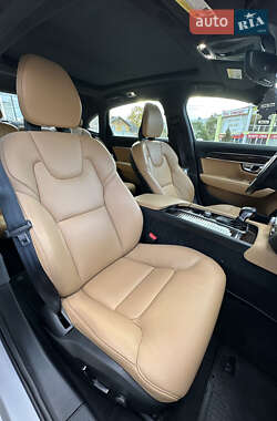 Седан Volvo S90 2017 в 
