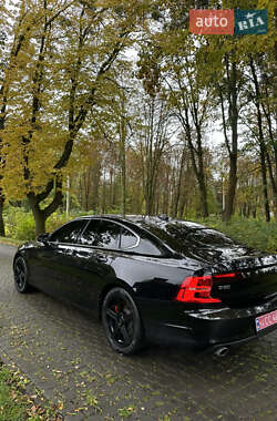 Седан Volvo S90 2017 в 