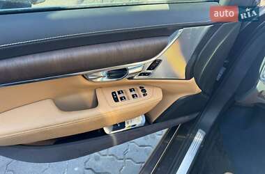 Седан Volvo S90 2020 в 