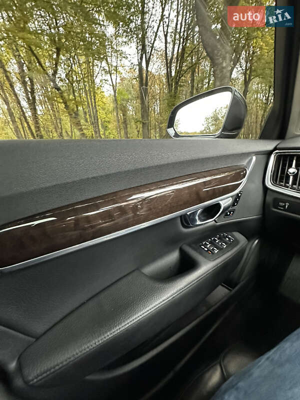 Седан Volvo S90 2017 в Жовкве фото 18 Седан Volvo S90 2017 в Жовкве