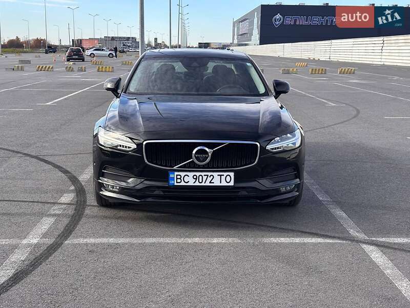 Седан Volvo S90 2017 в Львове