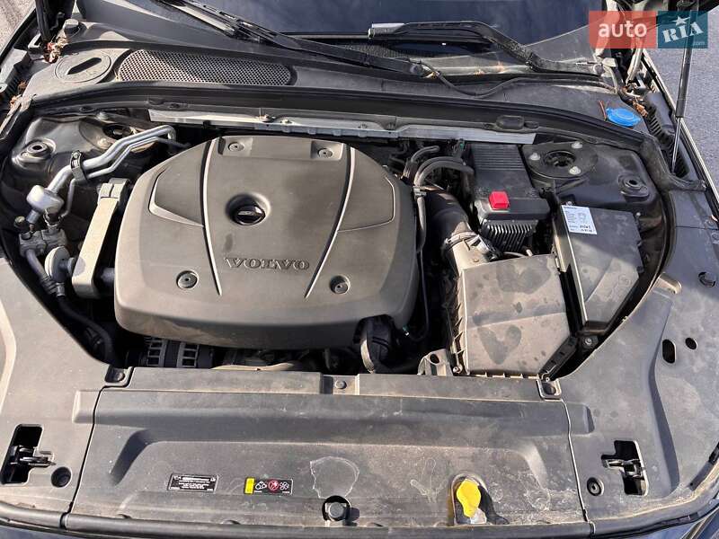 Седан Volvo S90 2017 в Львове