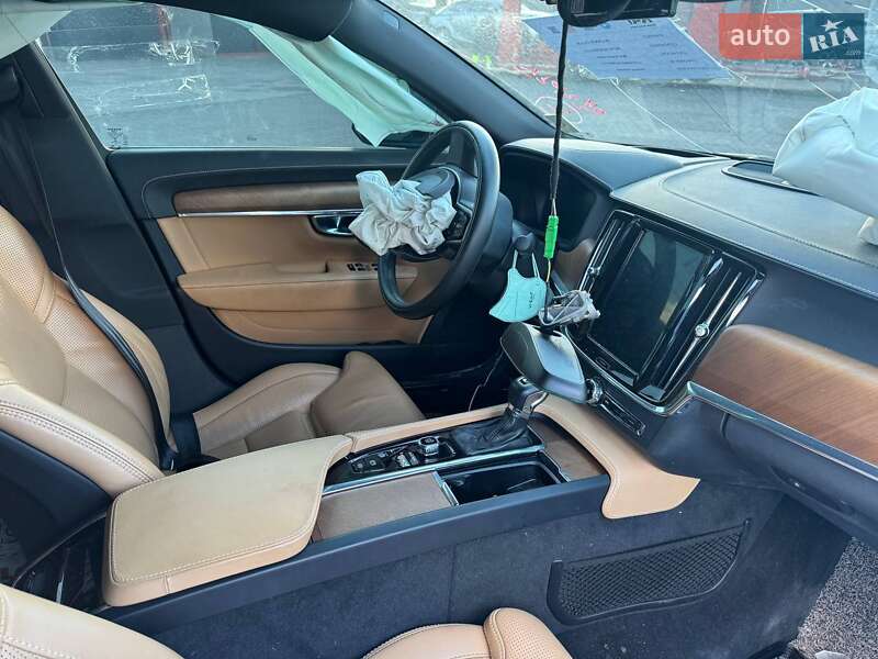 Седан Volvo S90 2019 в Львове фото 8 Седан Volvo S90 2019 в Львове