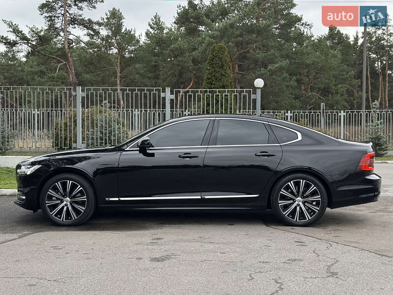 Седан Volvo S90 2023 в Києві