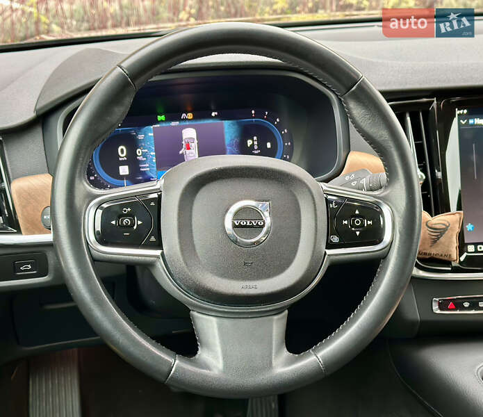 Седан Volvo S90 2021 в Києві