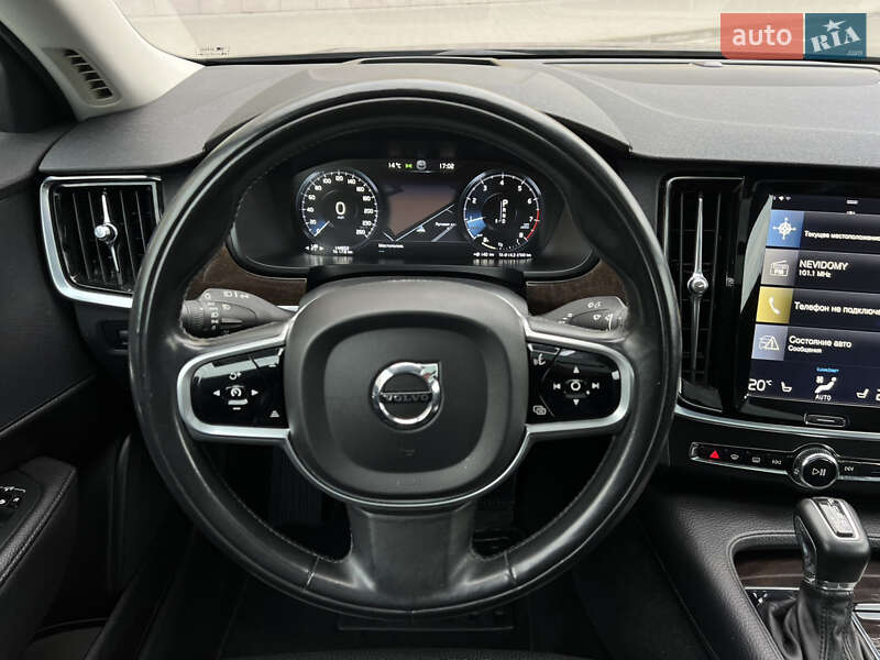 Седан Volvo S90 2017 в Киеве фото 34 Седан Volvo S90 2017 в Киеве
