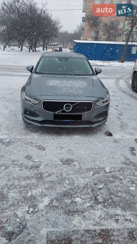 Седан Volvo S90 2017 в Звенигородке