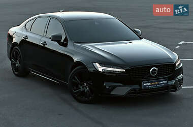 Седан Volvo S90 2020 в Дніпрі