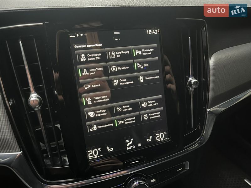 Седан Volvo S90 2020 в Ивано-Франковске