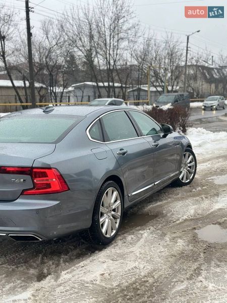 Седан Volvo S90 2017 в Ивано-Франковске