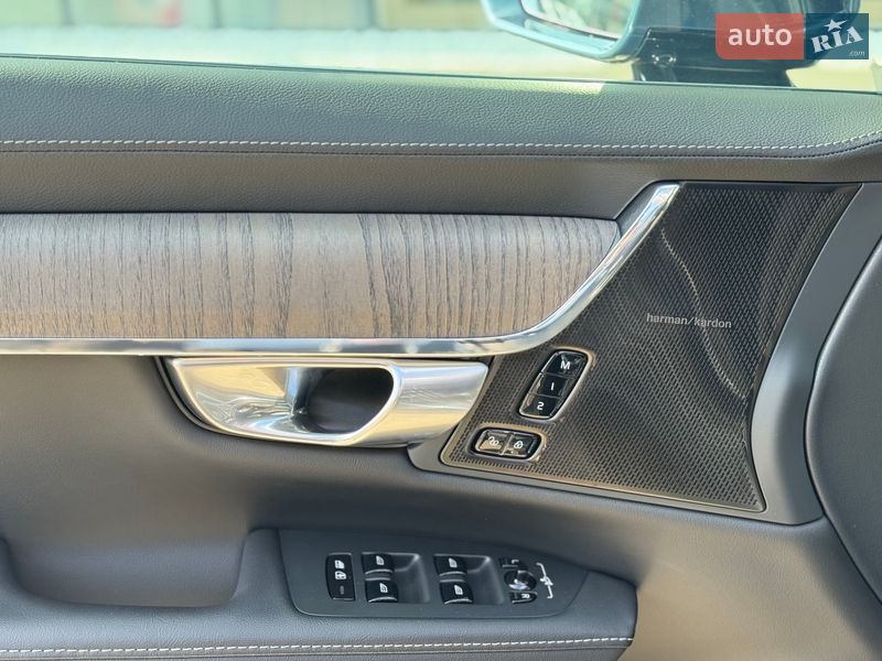 Седан Volvo S90 2022 в Одессе
