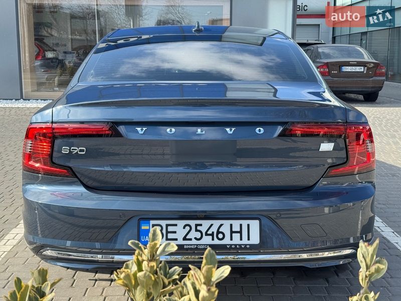Седан Volvo S90 2022 в Одессе