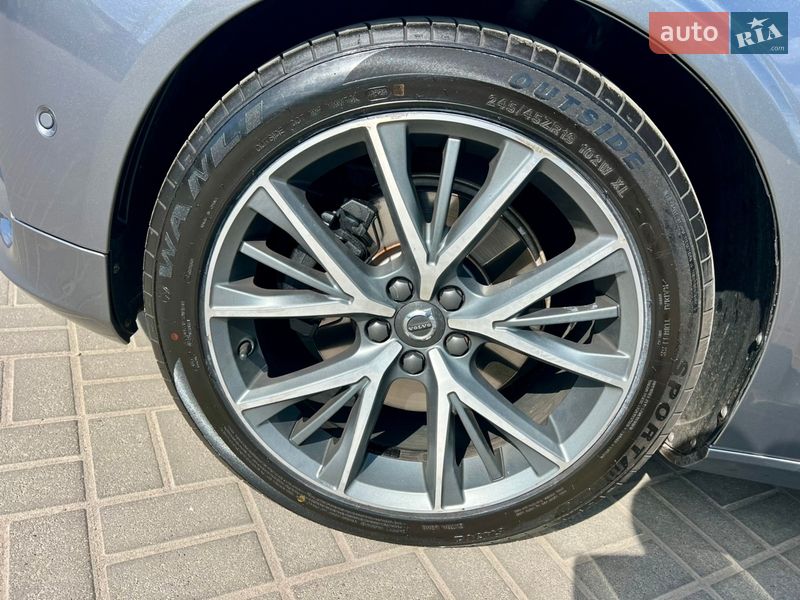 Седан Volvo S90 2016 в Житомире