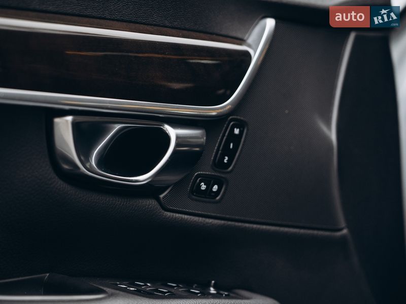 Седан Volvo S90 2016 в Києві