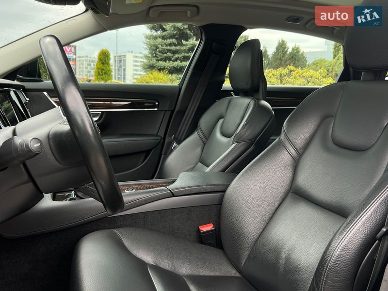 Седан Volvo S90 2017 в Львове