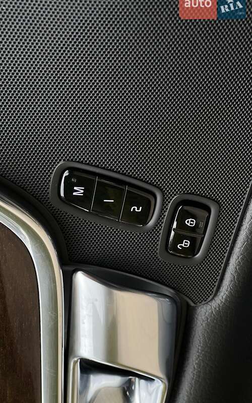 Седан Volvo S90 2017 в Львове