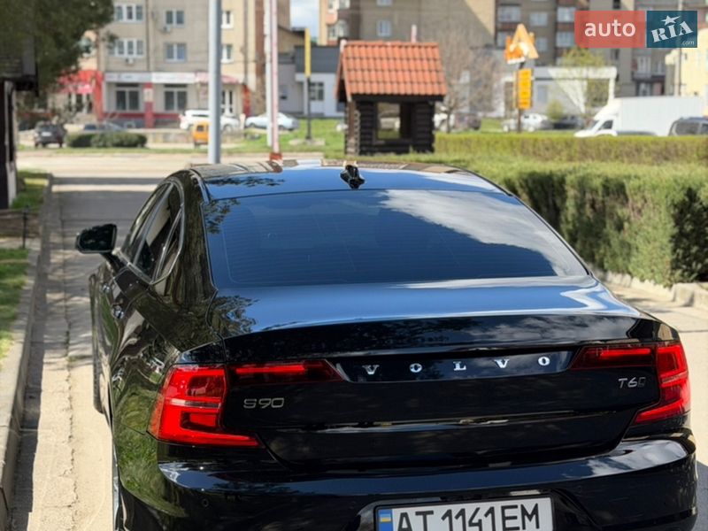 Седан Volvo S90 2016 в Івано-Франківську