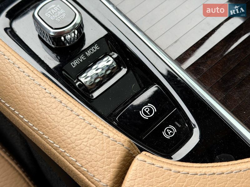 Седан Volvo S90 2017 в Кривом Роге