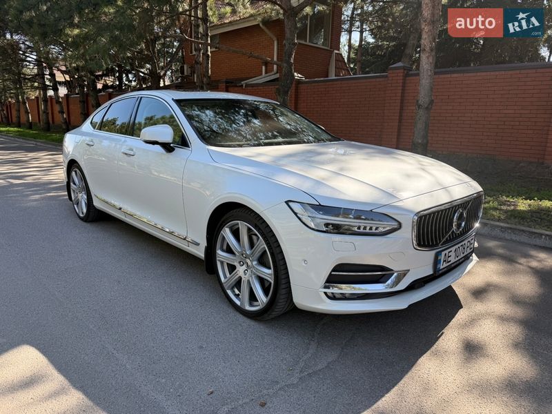 Седан Volvo S90 2016 в Дніпрі