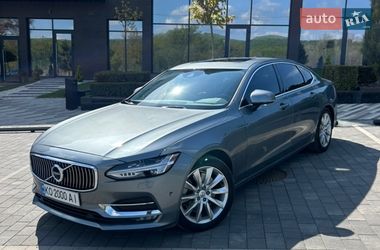 Седан Volvo S90 2016 в Ужгороде