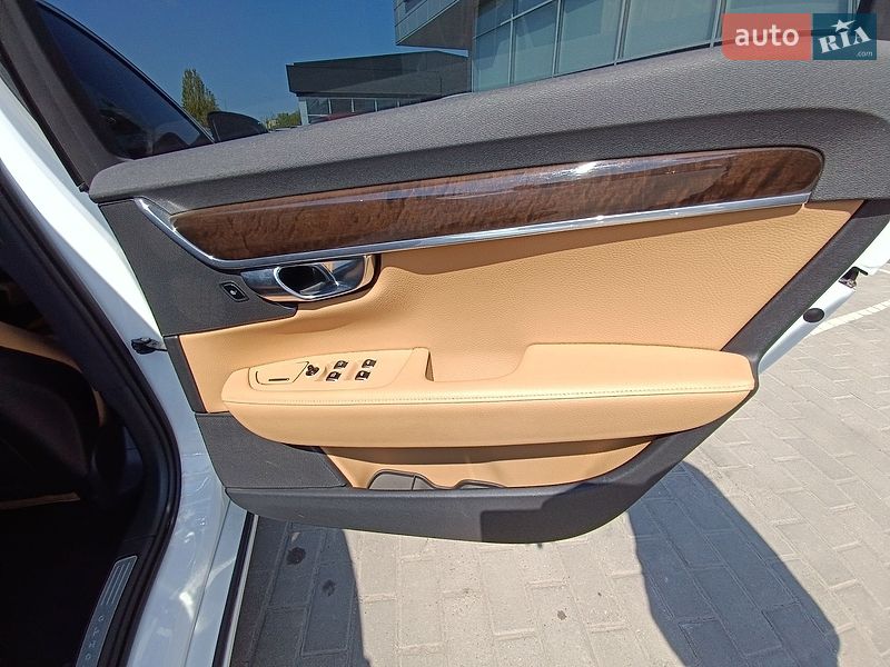 Седан Volvo S90 2017 в Полтаве