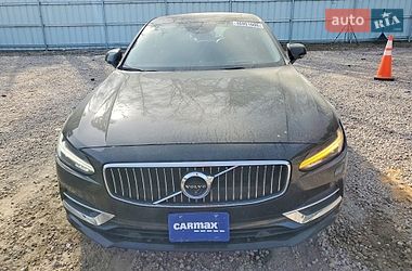 Седан Volvo S90 2017 в Киеве