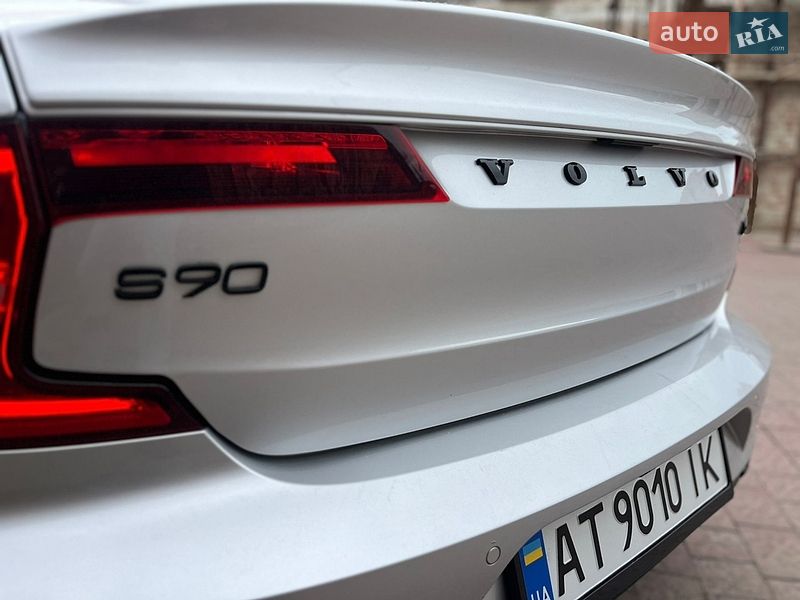 Седан Volvo S90 2020 в Ивано-Франковске