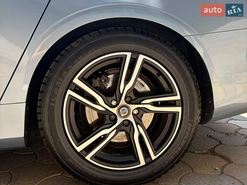 Volvo S90 2016 VIN YV1PS68BCH1005300 фото оголошення 24 з 62