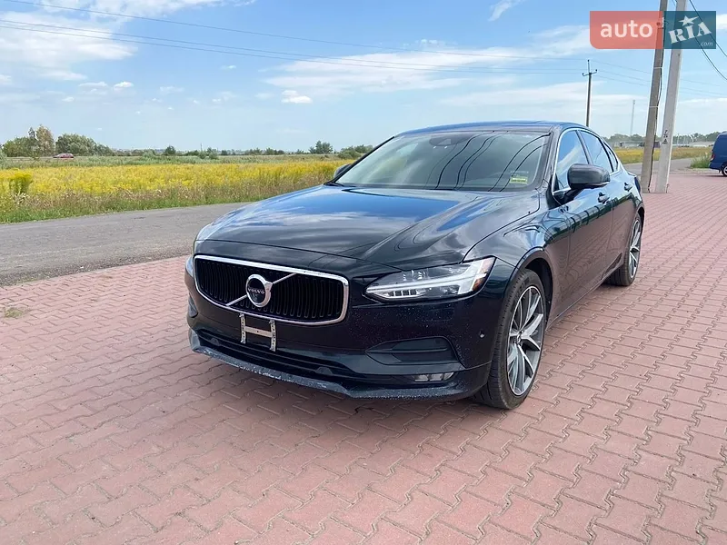 Volvo S90