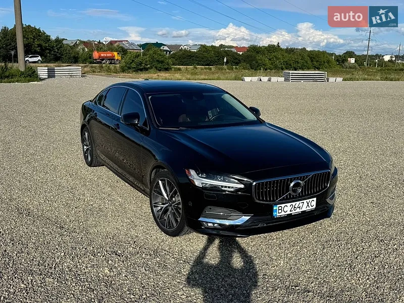Volvo S90