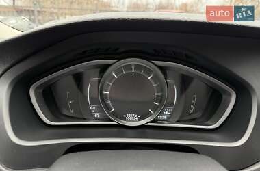 Хэтчбек Volvo V40 Cross Country 2014 в Киеве