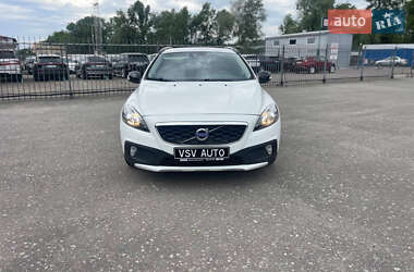 Хэтчбек Volvo V40 Cross Country 2015 в 