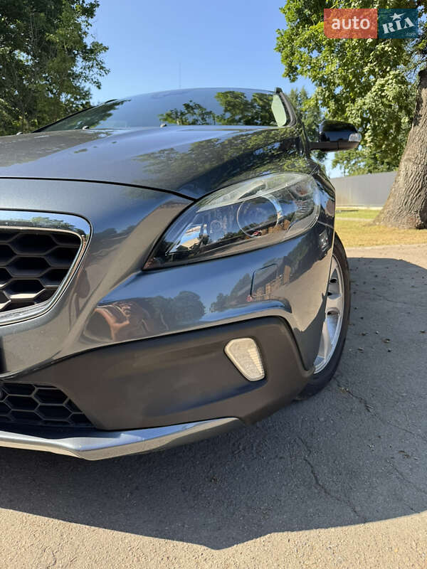 Хетчбек Volvo V40 Cross Country 2014 в Луцьку фото 25 Хетчбек Volvo V40 Cross Country 2014 в Луцьку