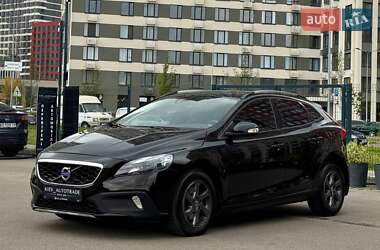 Хэтчбек Volvo V40 Cross Country 2014 в 