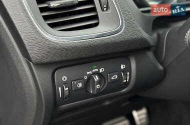 Хэтчбек Volvo V40 Cross Country 2014 в 