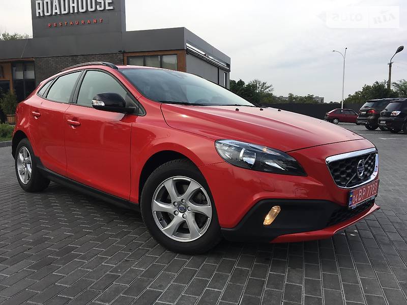 Хэтчбек Volvo V40 2015 в Днепре