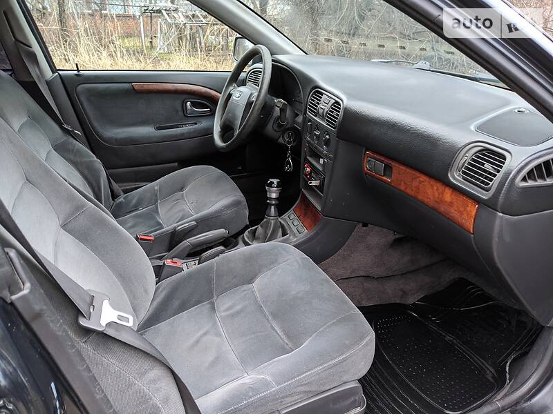 Універсал Volvo V40 1997 в Львові