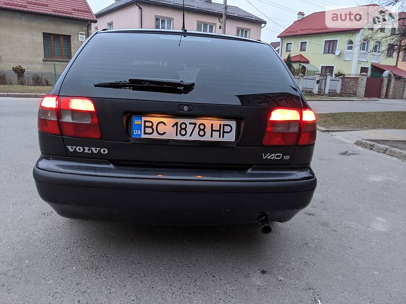 Універсал Volvo V40 1997 в Львові