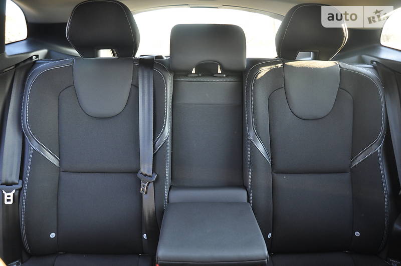 Хетчбек Volvo V40 2016 в Тернополі фото 30 Хетчбек Volvo V40 2016 в Тернополі