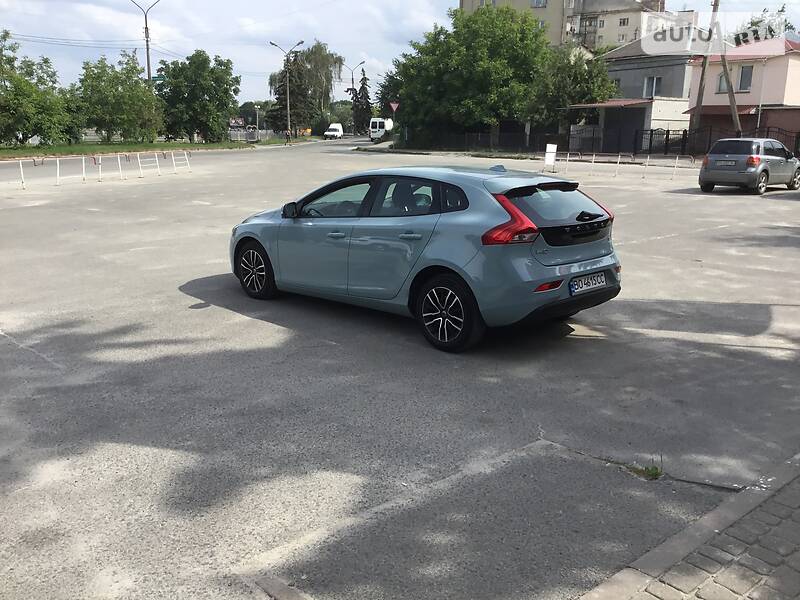 Хетчбек Volvo V40 2016 в Тернополі фото 7 Хетчбек Volvo V40 2016 в Тернополі