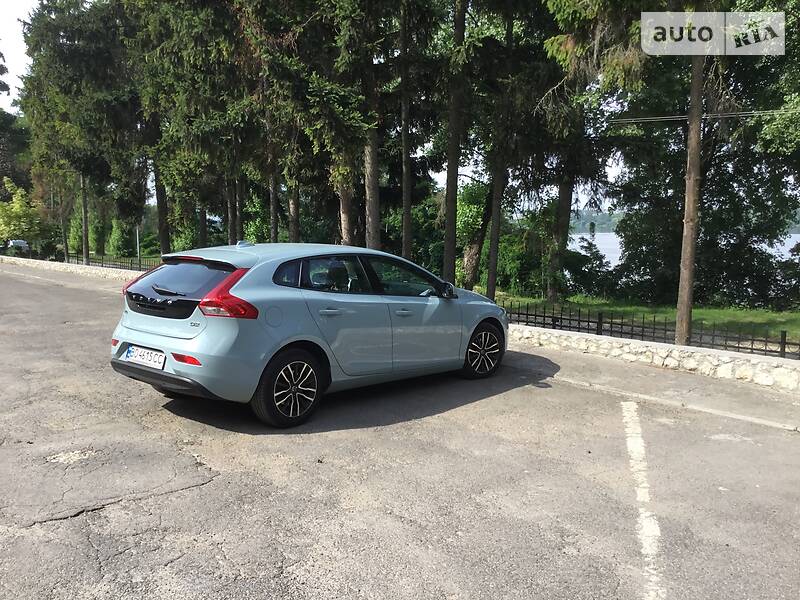 Хетчбек Volvo V40 2016 в Тернополі фото 14 Хетчбек Volvo V40 2016 в Тернополі