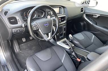 Хэтчбек Volvo V40 2013 в Стрые